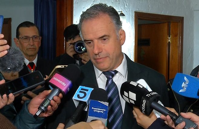 Orsi en rueda de prensa este martes 26. 