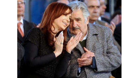 Mujica quiere hablar con la señora, en referencia a CFK