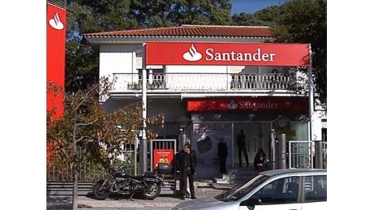 Banco Santander firmó preacuerdo de compra de Creditel