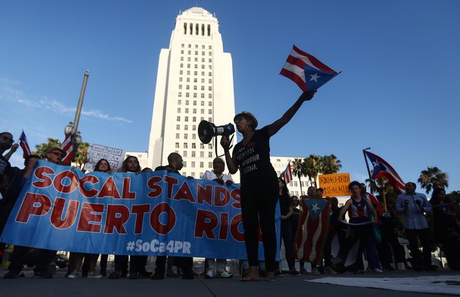 Más de 5.000 personas se lanzaron a las calles a pedir la renuncia de Ricky Rossello