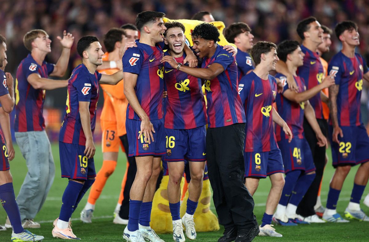 El Barcelona se proclama campeón de la Liga española al ganar 2-0 al Real Madrid