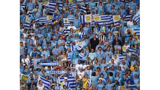 Uruguayos, terceros en el mundo al gritar goles en Facebook