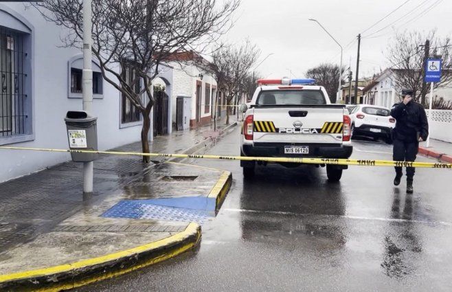 Foto: Subrayado. Escena del crimen en el centro de Maldonado.