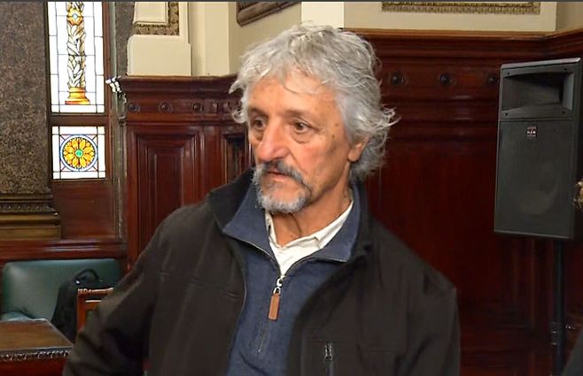 Diverio-PCU-parlamento.jpg