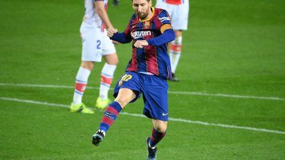 El DT Koeman rodeó a Messi con los jóvenes Trincao, Pedri y&nbsp; De Jong, y dio nuevos aires a su desempeño. Incluso Griezmann parece haberse beneficiado