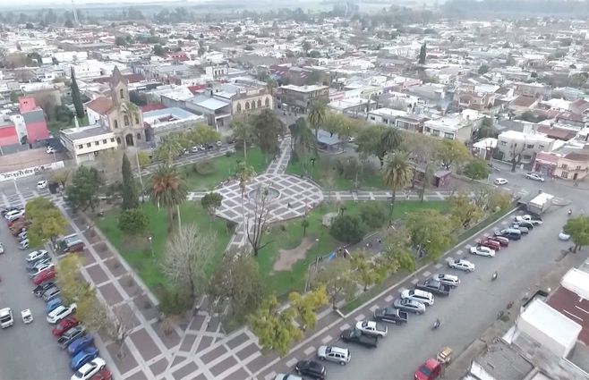 plaza-independencia-melo-cerro-largo.jpg