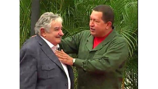 Los pagos populistas de Chávez a Uruguay en campaña venezolana