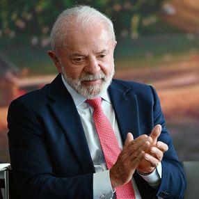 El Carnaval de Rio abre con homenaje al presidente Lula da Silva; la oposición lo denunció como propaganda electoral El Carnaval de Rio abre con homenaje al presidente Lula da Silva; la oposición lo denunció como propaganda electoral