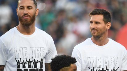 impresionante presentacion de lionel messi en el psg a estadio lleno