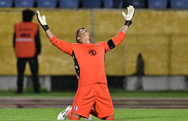Foto: AFP. Sebastián Sosa, figura en el partido.