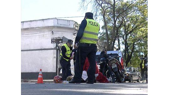 Motociclista accidentada esperó 45 minutos por una ambulancia