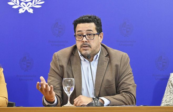 Alejandro Sánchez en conferencia de prensa. Foto: FocoUy