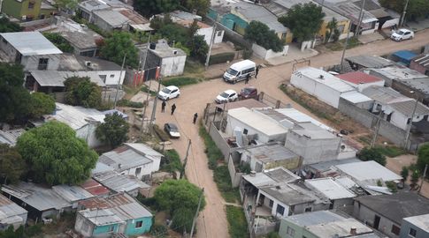 Foto: Ministerio del Interior. Allanamientos este jueves en Corfrisa, Las Piedras. Foto: Ministerio del Interior. Allanamientos este jueves en Corfrisa, Las Piedras.