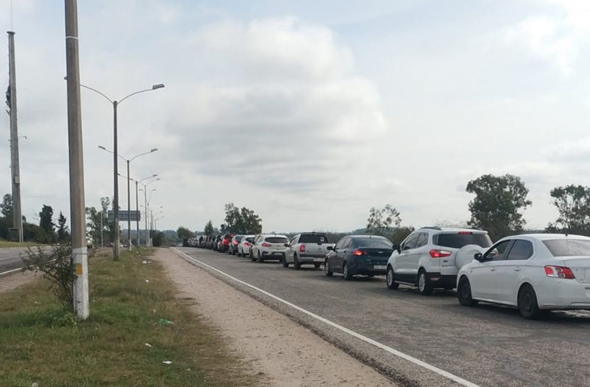 Foto: Policía Caminera. Puente internacional General Artigas (Paysandú) este lunes. Foto: Policía Caminera. Puente internacional General Artigas (Paysandú) este lunes.