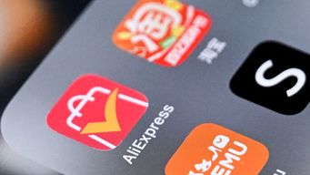 aduanas registro record de compras por encomiendas en el exterior: casi dos millones el ano pasado