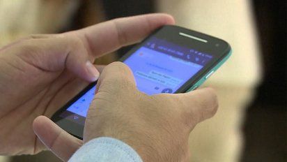 a prision un hombre que enviaba mensajes con contenido erotico a la hija de su pareja