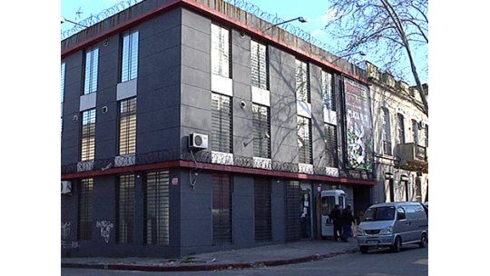 Extrema violencia en robo a distribuidora de Barrio Reus