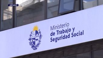 castillo sobre consejo de salarios: va un poco mas atrasado en la estadistica que algunos que fueron record