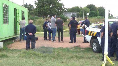 investigan el asesinato a punaladas de un sereno en las piedras