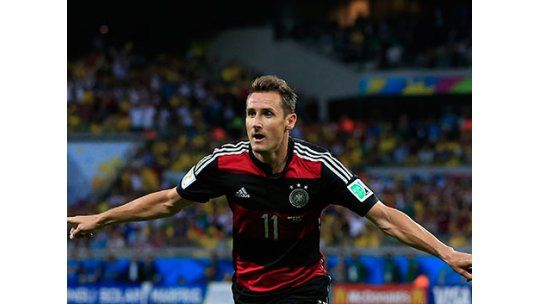 El alemán Klose se consagró como goleador histórico en mundiales