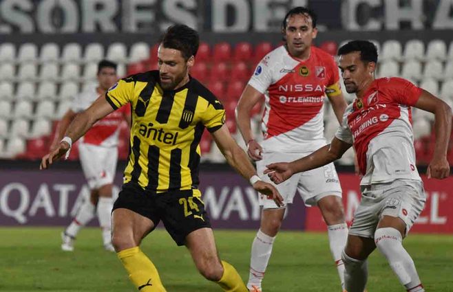 peñarol-river-sudamericana-martes.jpg