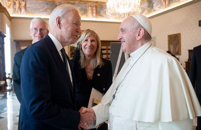 Biden-Papa-francisco-AFP.jpg
