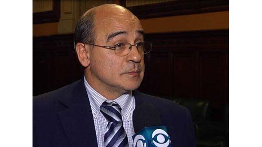Álvaro Vega renunció al su banca de diputado y al MPP