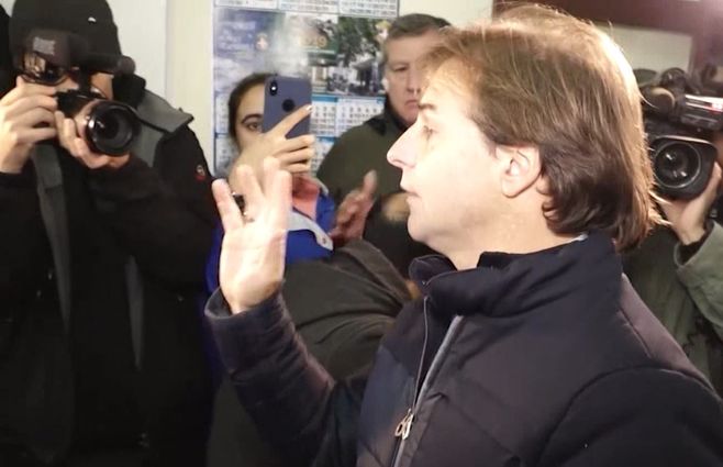 lacalle-pou-votacion-2019.jpg
