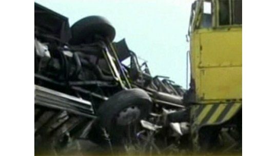 Duelo en Argentina tras muerte de seis niñas y dos maestras