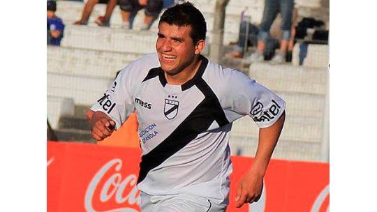 Wanderers ganó 1 a 0 ante Danubio con gol de Gastón Rodríguez