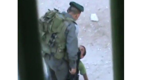 Polémico video de agresión de un soldado israelí a niño palestino