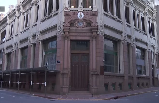 ministerio-de-vivienda-fachada-ciudad-vieja.jpg