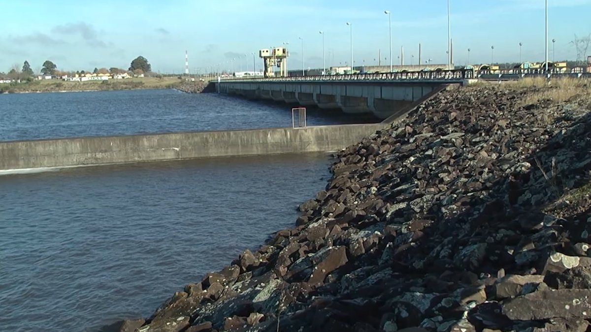 Directora Nacional de Aguas dijo que hay "instalaciones prontas para usar" en caso de que la sequía se profundice