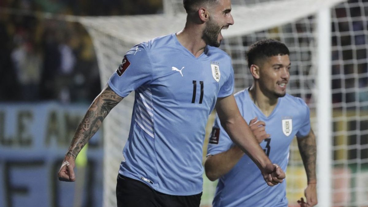 deportehelvetico: Uruguay perdió en fútbol-playa y jugará por el tercer  lugar