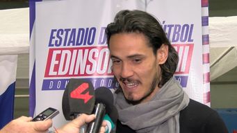 José Fuentes habló de la posibilidad de contratar a Edinson Cavani.