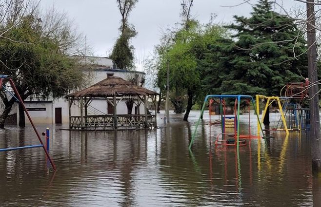 Melo-Cerro-Largo-inundación-Silvia-Techera.jpg