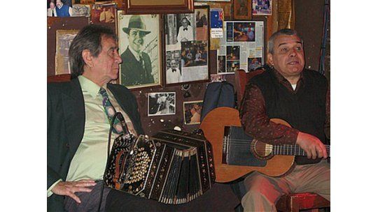 El mítico bar Fun-Fun celebra sus 116 años a lo grande