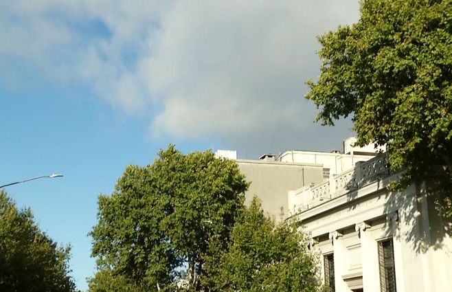 dia-soleado-con-nubes-nuboso-algo