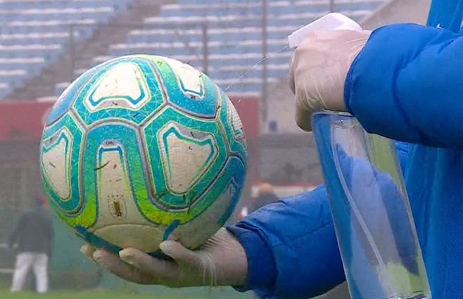 pelota-alcohol-estadio-centenario.jpg