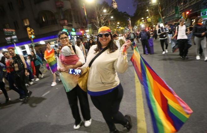 marcha diversidad 2022 foco uy (5).jpeg