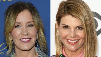Felicity Huffman y Lori Loughlin.