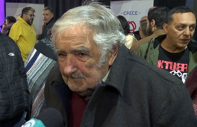 mujica-reforma-seguridad-social-plebiscito-pitcnt.jpg