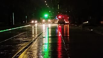 joven de 23 anos murio tras chocar el auto que conducia contra un muro en aparicio saravia y homero