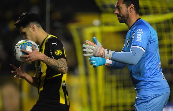 peñarol danubio dante fernandez foco uy (4) tercera tanda.jpeg