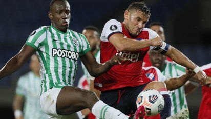 nacional consigue empate 0 a 0 ante atletico nacional en una colombia bajo fuego