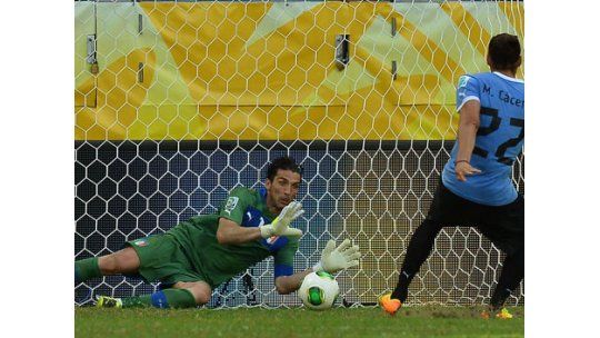 Uruguay e Italia en Natal, contra un calor superior a los 30º