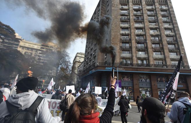 marcha educación dante fernandez foco uy (7).jpeg