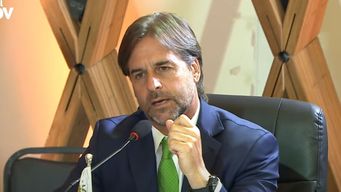 lacalle pou participa de la cumbre del mercosur este lunes en paraguay; javier milei no asistira