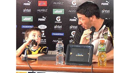 “El objetivo del grupo es siempre el mismo: Peñarol campeón”