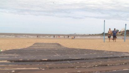 la intendencia vallara las bajadas a las playas de montevideo